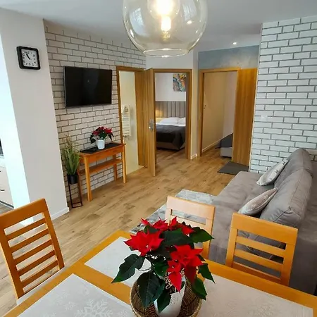 Przy Termach Apartamenty, Pokoje - Podgrzewany Basen, Hydromasaz I Tylko 70M Termy 3*