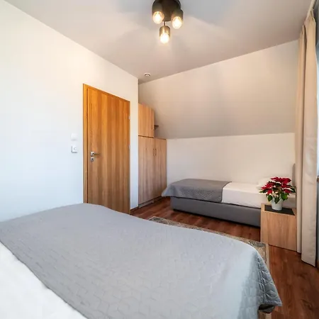 Przy Termach Apartamenty, Pokoje - Podgrzewany Basen, Hydromasaz I Tylko 70M Termy
